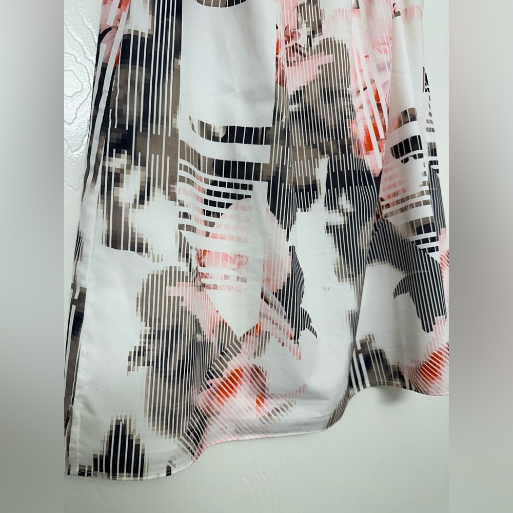 White House Black Market Floral Print Sleeveless Top Size 10 - Picture 4 of 6